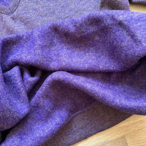 Creslan and Rayon Sweater Men Large Men Purple Vintage Vneck 70s Soft USA Made - Picture 9 of 10